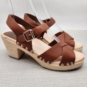 NWOT! MIA Leather Gertrude Hand Made Swedish Clog Sandals. Size 9